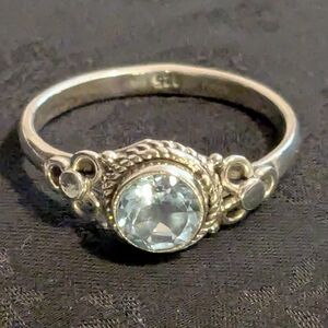 Vibrant Genuine Sky Blue Topaz Solid 925 Sterling Silver Size 9